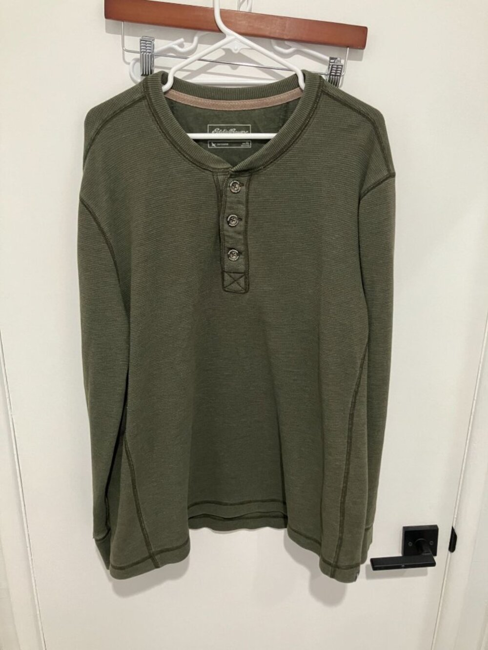Eddie Bauer Outdoor Men's Waffle Knit Long Sleeve Henley Shirt, Green, Size XL